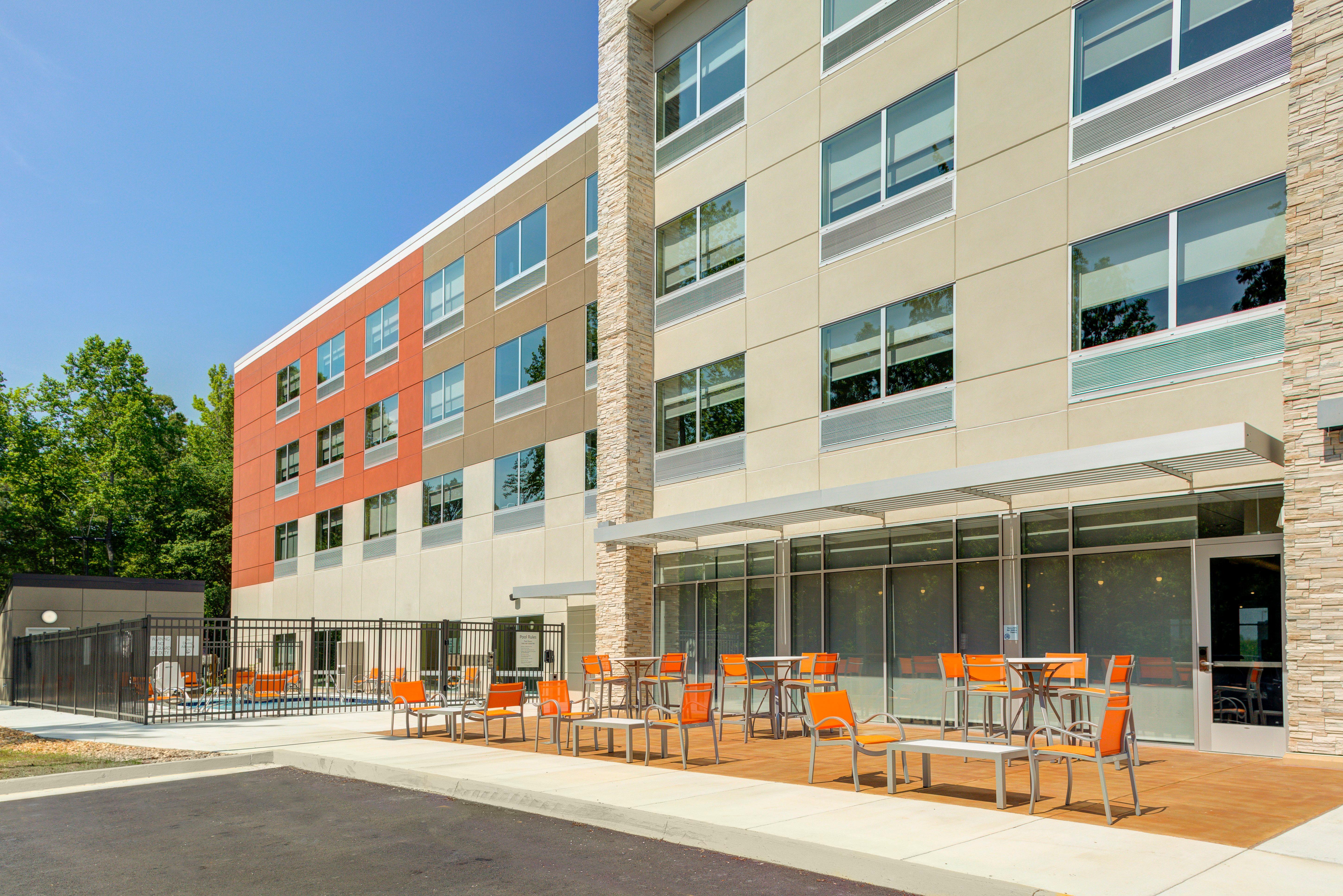 Holiday Inn Express & Suites - King George - Dahlgren By Ihg Alden Exterior photo